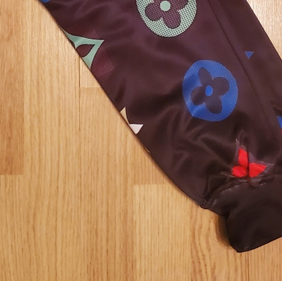 Custom Set - Picture 3 of 3